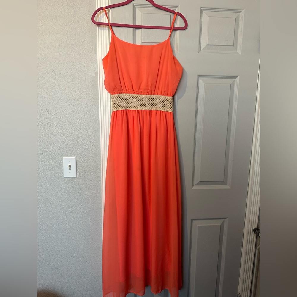Beautiful coral color dress size Medium Juniors